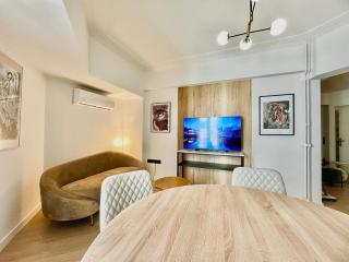 New Sleek apartment in the center of AThens - 7