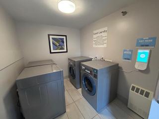 Holiday Inn Express Hotel & Suites White River Junction by IHG - 9