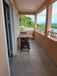 Appartement confortable à Saint-Joseph avec piscine - 8