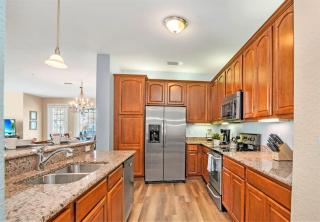 Huge Updated Stunner Corner - 9