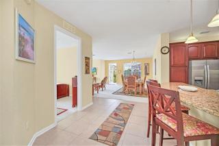 WOW Huge Stunner Corner - 0