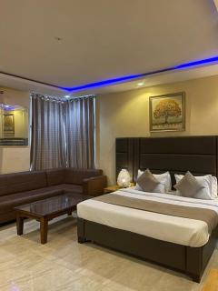 Shores hotel & apartments - 2