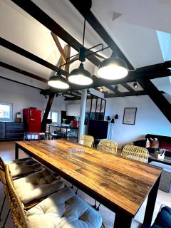 Loft vintage - spacieux 155 m2 - 4 chambres - Parking, Netflix, Wifi Fibre - 3