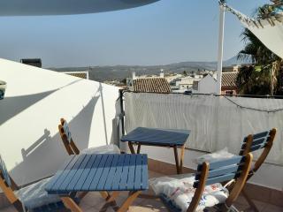 A Beautiful Townhouse - 4