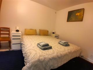 Appartement T2 au Calme - WiFi rapide, Parking & Bureau - Conflans-Sainte-Honorine - 3