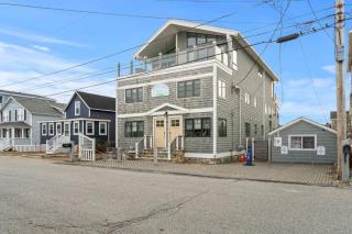 Serendipity Beach Retreat Penthouse and Yoga - 4