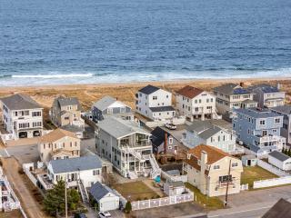 Serendipity Beach Retreat Penthouse and Yoga - 2