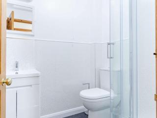 2 Bed in Charlestown 82609 - 3