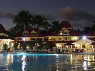 Studio climatisé avec lave-linge dans résidence avec piscine - 5