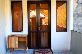 Vardanyan Family Guest House - 1