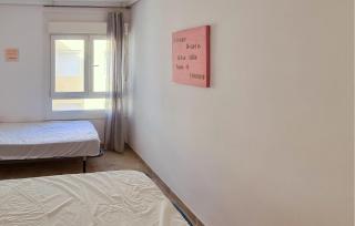 Nice Apartment In Santa Pola - 6