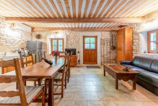 Jolie maison au charme provençal - 8