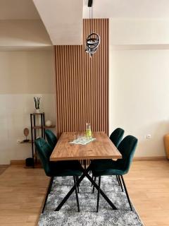 Urban Taft Stay Skopje-Vodno View Suite with Underground Parking - 6