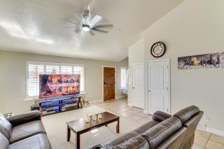Hike, Golf and Ski Family Home in South Jordan - 8
