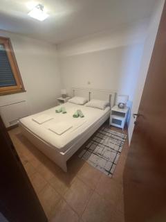 CROWONDER Villa Ambrosia - 2