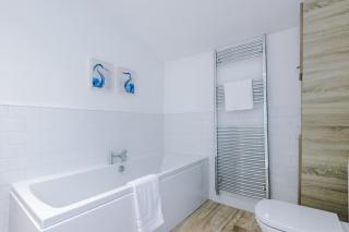 Stylish 5BR House, Chester Centre - Sleeps 12 - 7