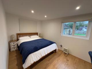 Little Foxwood - Garden Lodge with Sauna - 4