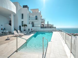 House with rooftop terrace, views and pool, Nerja - 8