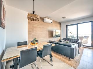 House with rooftop terrace, views and pool, Nerja - 7