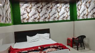 Krishan kripa dham near banke bihari g temple 400 mtr - 4