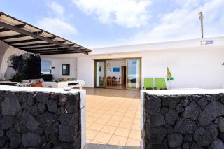 Famara Beach House - 3