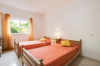 Casa das Romanzeiras - 1