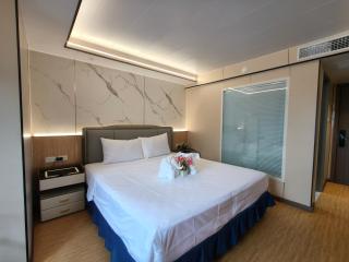 Phuket Patong Buri Resort - 6