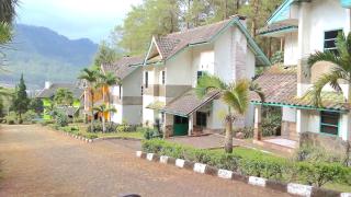 PRO Villa Kalendra Batu - 0