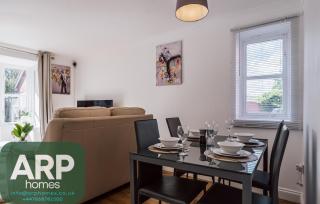 3bd Home near Red Bull Racing, Vw Centre, Zoho - 1