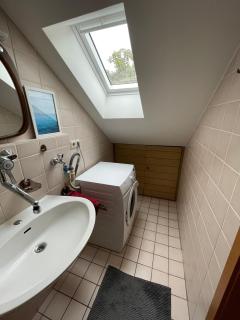 Gemütliche Dachgeschoss Wohnung - 3