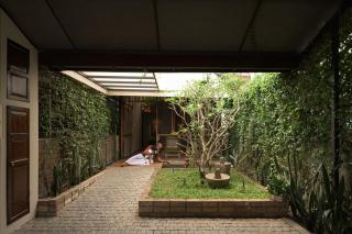 House Of Collectibles - 8