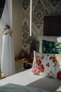 Sky Suites & Sky Bar - 6