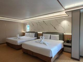 Phuket Patong Buri Resort - 3