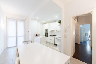 Valtorta Living - Elegant 3BR Apartment MM Turro - 6