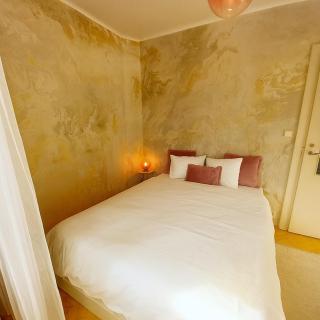 Romantic Cathedral View Apt Old Town, Balcony - 1