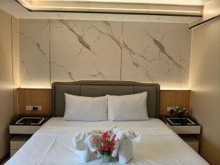 Phuket Patong Buri Resort - 1