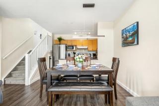 Sleeps 8 Loft with Pool Hot Tub Near Banff - 8