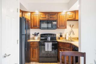 Lakefront Oasis - Amazing Views - 5