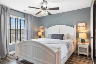 Eagle's Nest at The Club- Chic 2BR Golf View Condo - 6