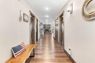 The Rock at Branson Cove - 5 BDR on Table Rock - 1