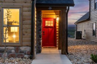 Two Pines - Endless Views and Attractions - 5