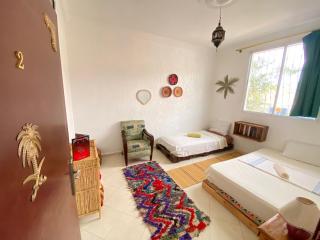 Red Carpet Surf Camp SURF , WORK & CONNECT - 5