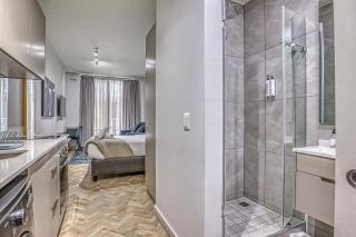 Designer Touch One Rosebank - 9