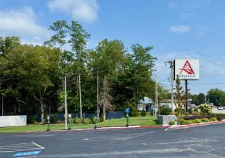 Lx Hotel, Powered by ACW Circle - 9