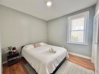 FREE Parking near NYC Washer and Dryer - 4