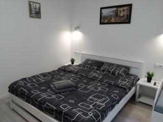 Modern apartment in the center of Lviv, Halytskyi district - 0