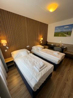 Hotel ROSE Břeclav - 8