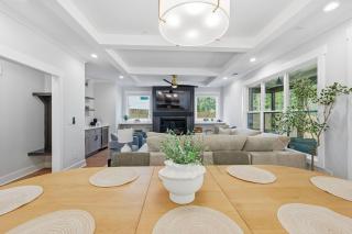 New Modern Luxurious Woodland Retreat home - 1