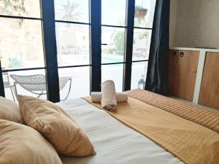 Beachfront Villa - 9