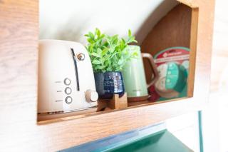 SS Mindy - A Unique Tombstone Stay - 6